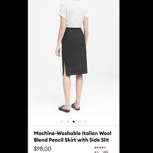 NWT Wool Pencil skirt w zipper